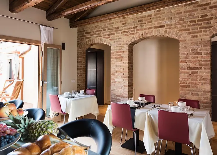 Casin Dei Nobili Bed & Breakfast 4*