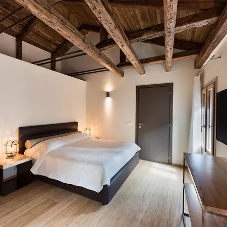 Casin Dei Nobili Bed & Breakfast 4*